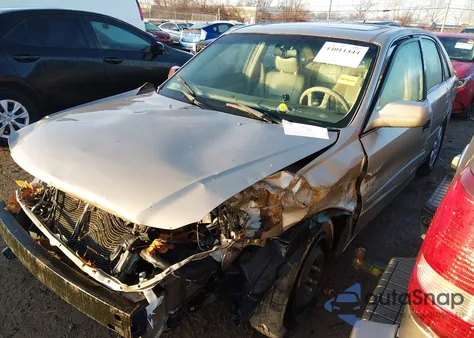 2000 Toyota Avalon Xls z USA, uszkodzony, nr VIN 4T1BF28B0YU101516